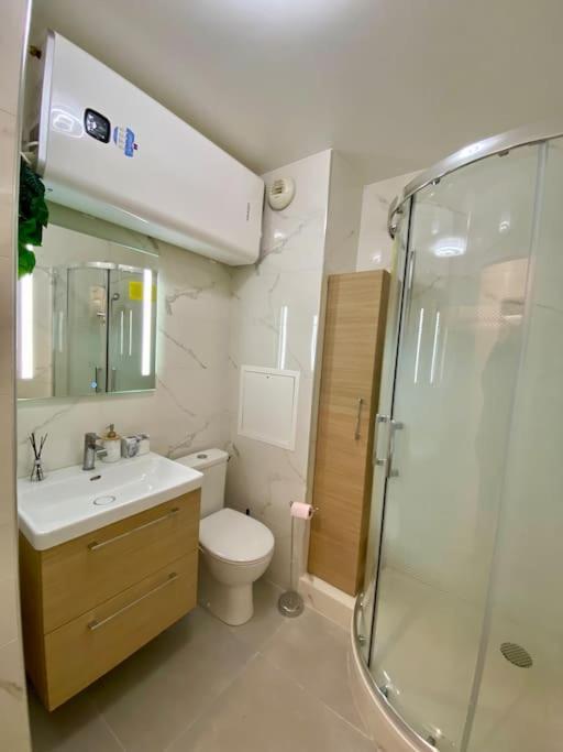 Suite Maximilien Near Disneyland Bussy-Saint-Georges Luaran gambar